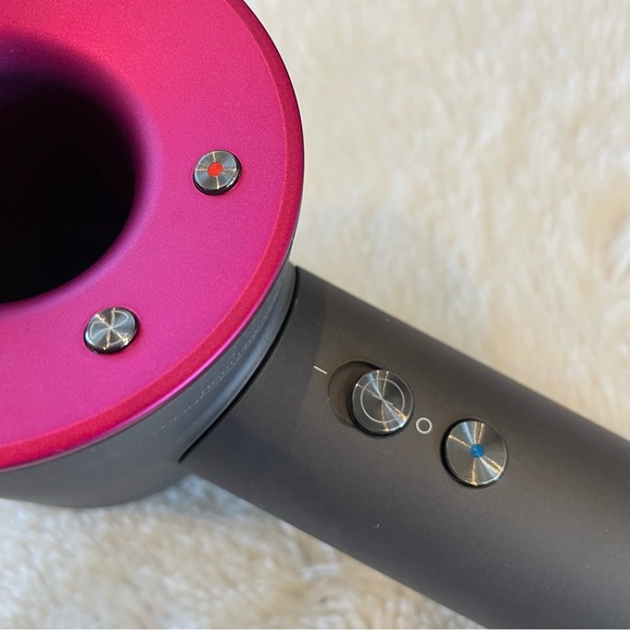 Dyson Supersonic Hair Dryer - Picture 2 of 11